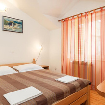 Apartments & Rooms Konoba Tomić, 普契什恰 — 照片 3