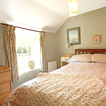 Buck Cottage, 彭特雷斯 — 照片 3