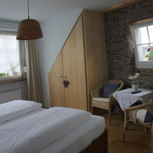 Hotel garni Altes Winzerhaus Moselschänke, 科伯恩-贡多夫 — 照片 3