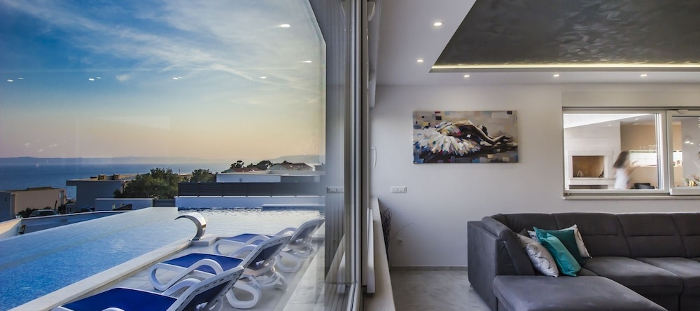 Luxury Villa High Hopes With Pool, Макарска — фото 1