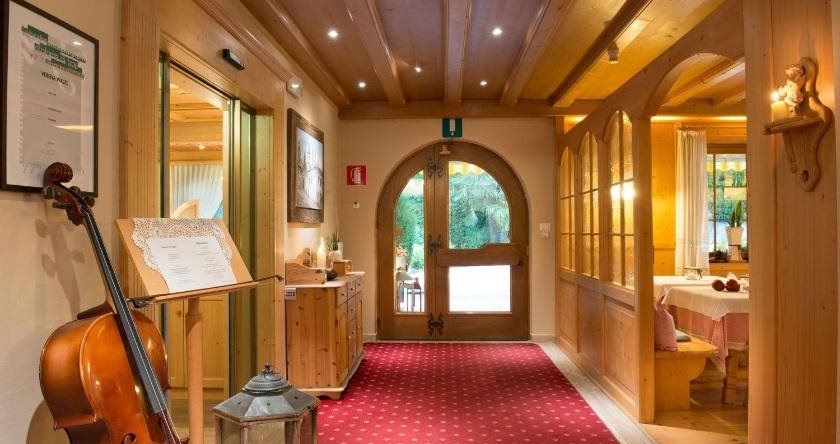 Hotel Schallerhof, Tesimo — photo 1