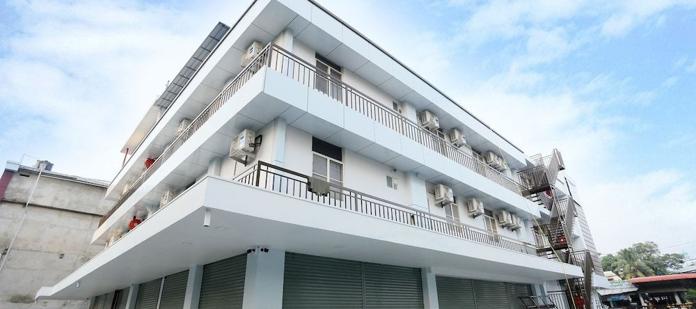 Oyo 24139 Kings Fort, Куруппантара — фото 1