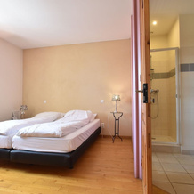 Spacious Mansion in Vinzelles With Swimming Pool, 尚特尔 — 照片 2