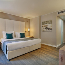 Oasis Spa Club Dead Sea Hotel, Ein Bokek — photo 3