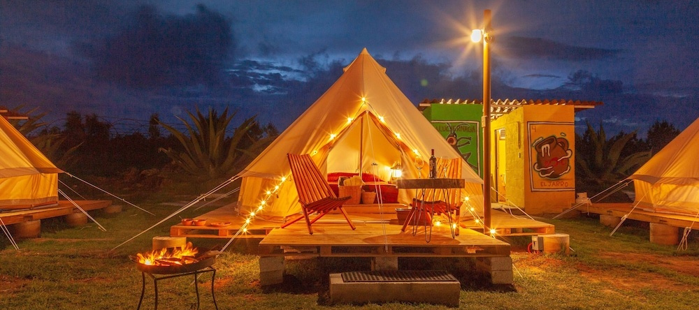 Glamping Octli - Santuario de las Luciernagas X NANTLI LIVING, 纳纳卡米尔帕城 — 照片 1