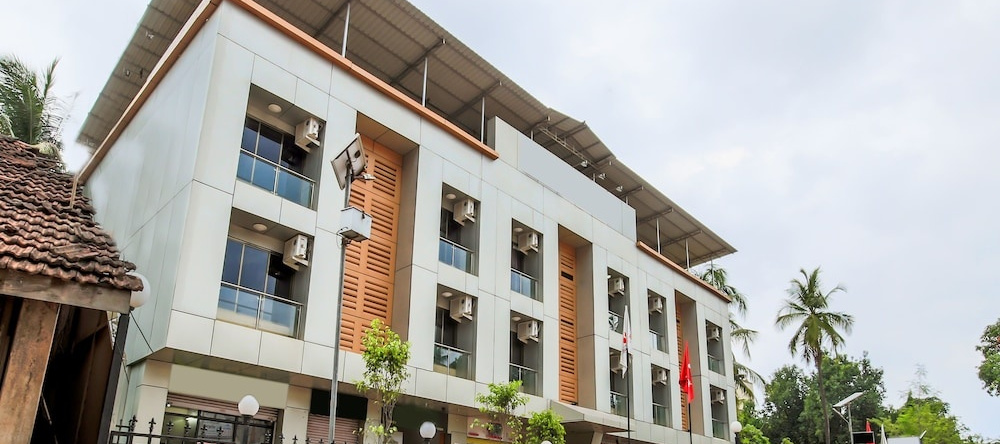 OYO 15532 Konark Residency, 马尔万 — 照片 1
