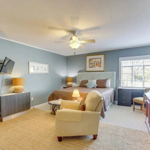 Unwind Fireside & Walk To Dtwn! Tyron Retreat, Трайон — фото 3