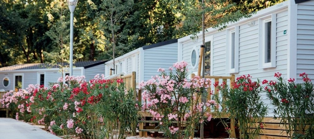 Lagrange Vacances Camping Le Bois Fleuri, Аржелес-сюр-Мер — фото 1