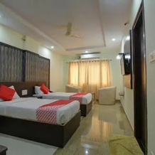 Shree Sapthakoti Residency Parraadise Lodge By OYO Rooms, 卡杜尔 — 照片 4
