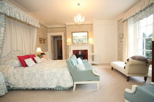 Glangrwyney Court, 格鲁伊尼谷 — 照片 1