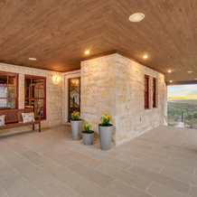The Canyon View Estate 7 Bedrooms 7.5 Bathrooms Home, Austin — photo 2