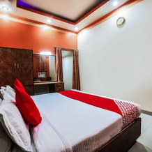 Oyo 45229 Rajdhani Tourist Motel, Котпутли — фото 5