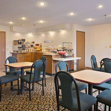 Ramada Limited Crawfordsville, Крофордсвилл — фото 4