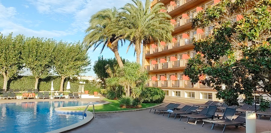Luna Club Hotel Yoga & Spa, Malgrat de Mar — photo 1