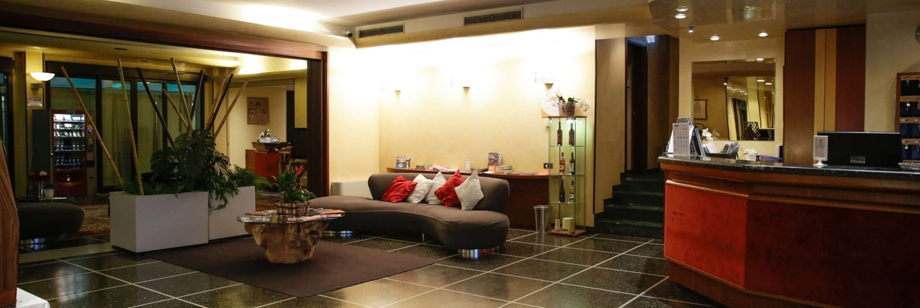 Art Hotel Milano, 普拉托 — 照片 1