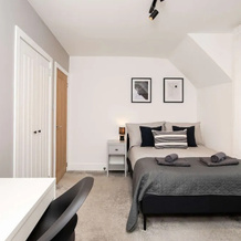 3 Bedroom House-free Parking, 布罗克斯本 — 照片 3