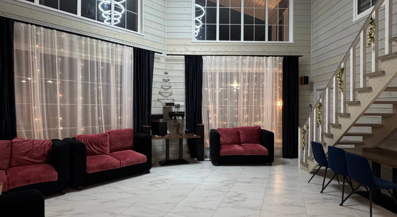 Kottedzh 255 M2 S Sujnoy I Basseynom PrivateHouse, Novovilgovskoe — photo 1