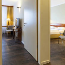 Globana Airport Hotel, 施科伊迪茨 — 照片 3