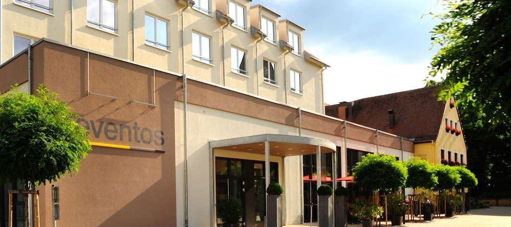 Hotel Sonne, Neuendettelsau — photo 1