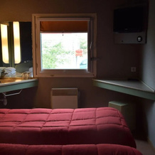 Hotel Design Booking, Вильнев-ле-Руа — фото 3