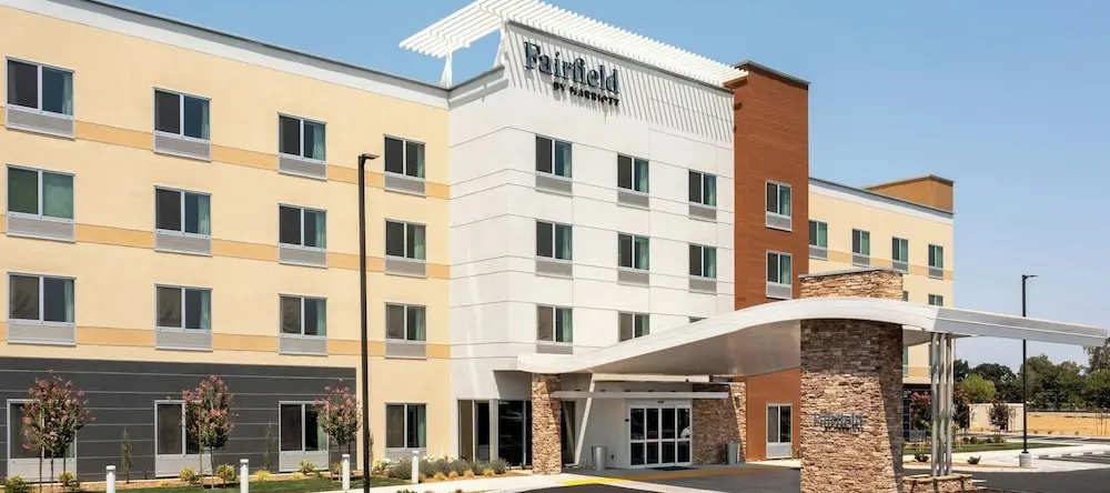 Fairfield Inn & Suites Hanford, Ханфорд — фото 1
