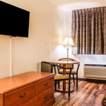 Red Lion Inn & Suites Caseyville, Caseyville — photo 4