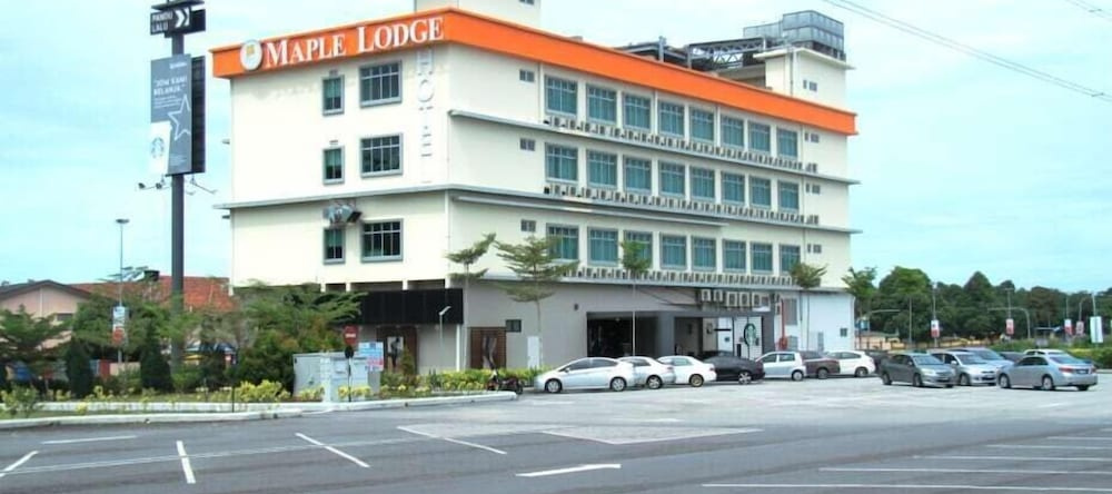 Maple Lodge, 峇株巴辖 — 照片 1