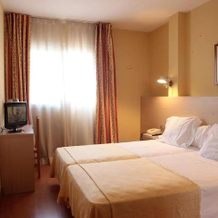 Hotel Burlada, Burlada — photo 4