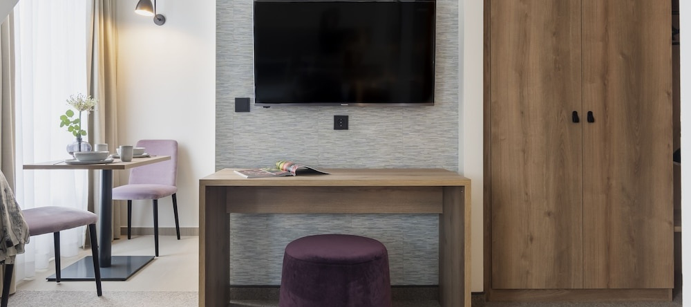 Maakt Hotel Apartments, 施特拉尔松德 — 照片 1