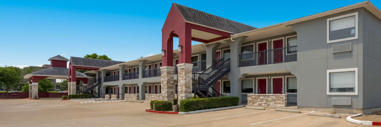 Huntsville Inn & Suites, Хантсвилл — фото 1