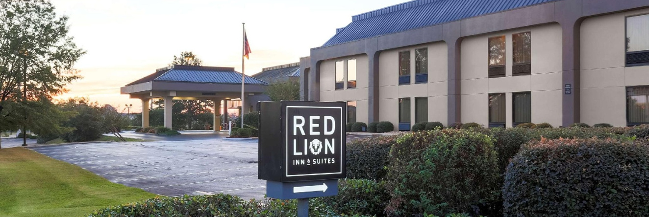 Red Lion Inn And Suites Hattiesburg, Хаттисберг — фото 1