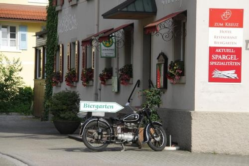 Gasthof Und Pension Zum Kreuz, Лаутенбах — фото 1