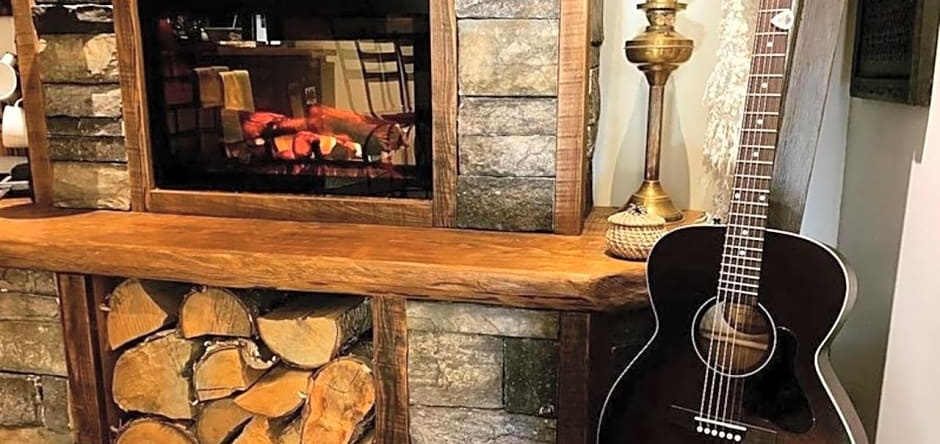 A Suite Retreat - Beyond Bed & Breakfast, Чейз — фото 1