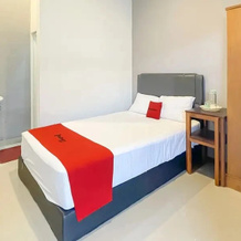 RedDoorz Plus near Alun Alun Kota Blora, 布洛拉 — 照片 5