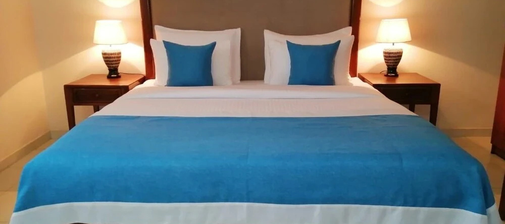 NALENDRA Beachfront villa, Owakanda — photo 1