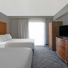 Embassy Suites by Hilton Detroit Livonia Novi, 利沃尼亚 — 照片 4