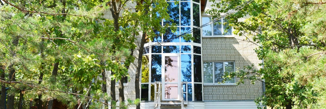 Гостевой Дом База Отдыха Аэропорт, Сабуровка — фото 1