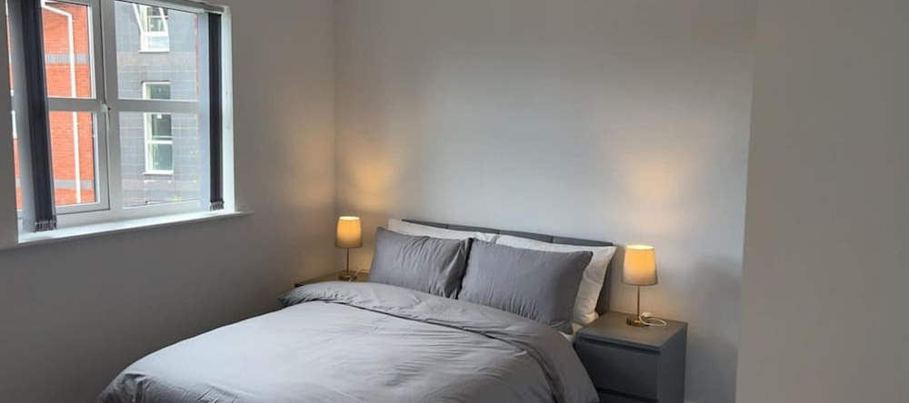 Beautiful 1-Bed Apartment In Tipton, Типтон — фото 1