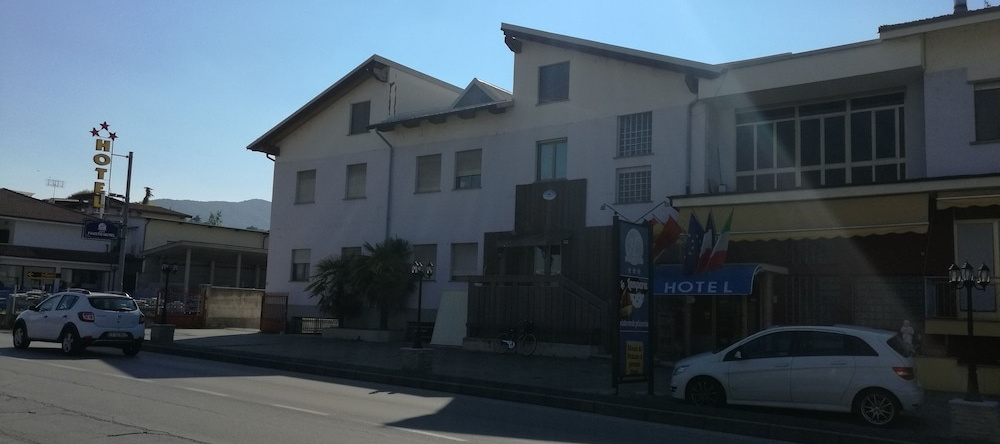 Hotel Fausto, 曼塔 — 照片 1