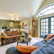 Shared Hot Tub: Historic Cottage, Walk to Elm Park, 伍斯特 — 照片 2