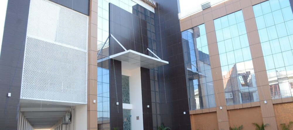 Kyan Clarks Inn Sultanpur, 苏丹普尔 — 照片 1