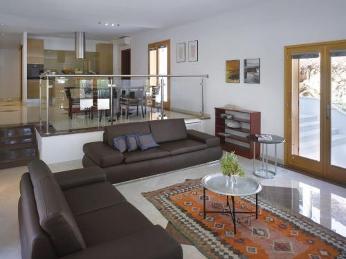 Private Villa BIANCO for 1-10 person with pool, enjoy holidays by the sea! FREE Kajak & Mountainbikes, GREAT living area & privacy, FREE mooring to 6,5 m BOAT!!, 绍尔塔岛 — 照片 1