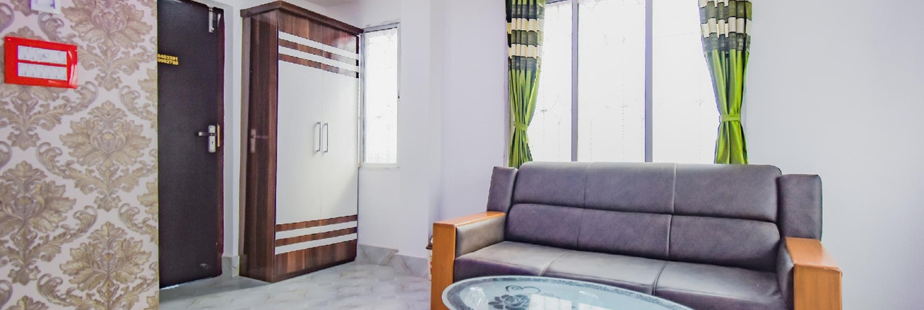 OYO BMP035 Hotel Suncity, 拉古纳特甘杰 — 照片 1