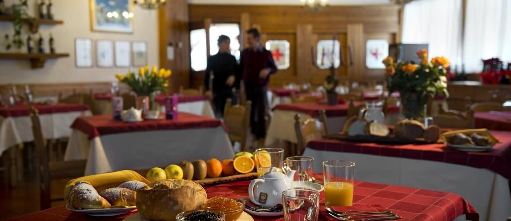 Hotel Vezzena, 莱维科泰尔梅 — 照片 1