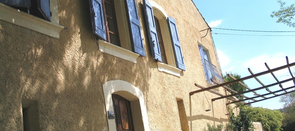 Bastide de la Peyroliere - Appartements, 阿普特 — 照片 1