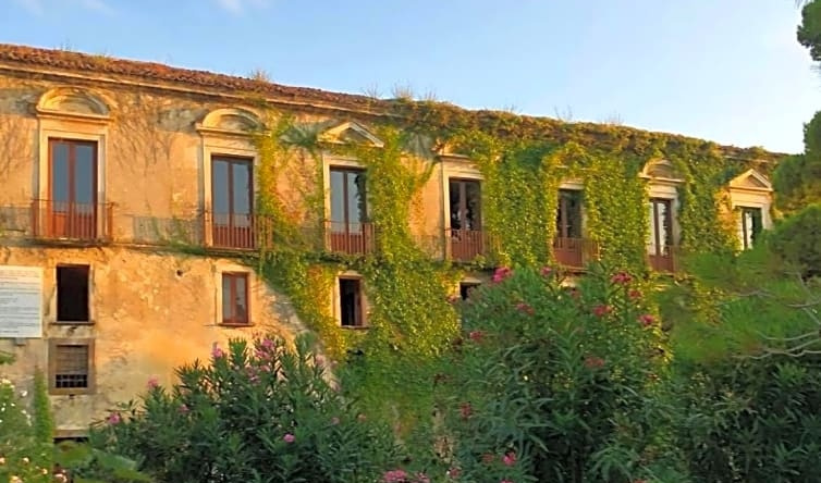 Palazzo Mazziotti, Поллика — фото 1