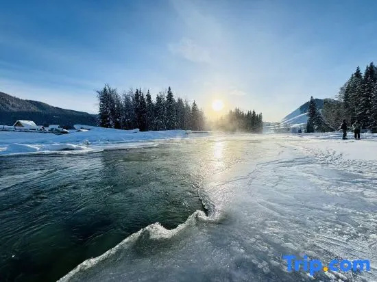 Hemu Youyu Residence Resort Hotel (Hemu Scenic Area), Altay — photo 1