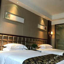 Hoting Holiday Hotel, 岳池 — 照片 2