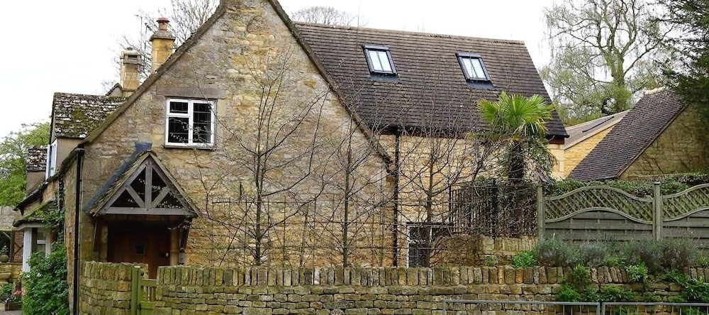 1 Church Cottages, CHIPPING CAMPDEN, 奇平卡姆登 — 照片 1