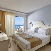 Alexander Beach Hotel & Village Resort Hotel, 马利亚 — 照片 3
